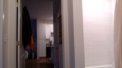 Lily Monroe online show from October 2025 12:30:02 PM