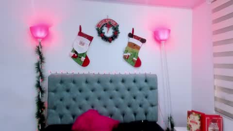  Lina Bedoya  online show from January 2025 05:42:02 PM