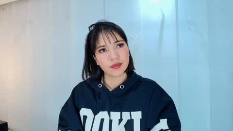  Lina Bedoya  online show from September 2025 11:32:01 AM