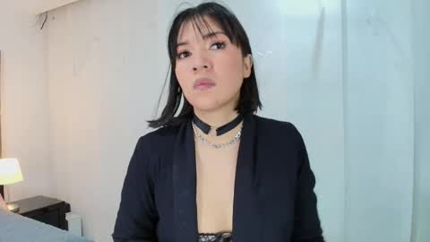  Lina Bedoya  online show from October 2025 11:30:02 AM