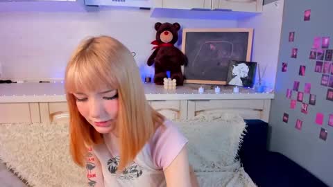 Lina blueeyed    GMT3 1100-1700 Mon Wed Thu Sat Sun online show from January 2025 06:35:01 AM