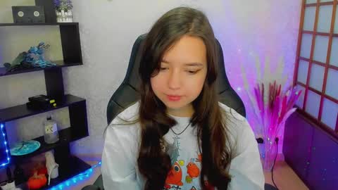 Lina online show from December 2024 02:17:01 AM