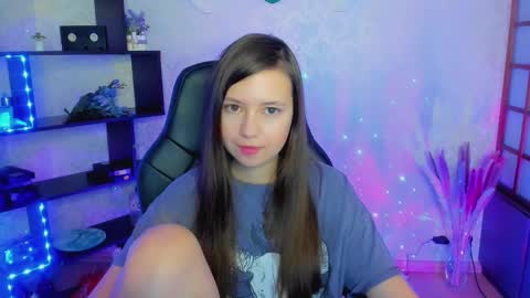 Lina online show from January 2025 02:17:01 AM