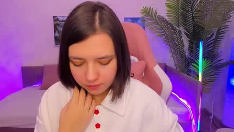 Lina online show from February 2025 04:44:02 AM