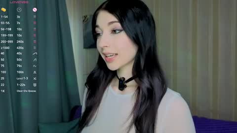 Lina online show from April 2026 02:32:01 PM