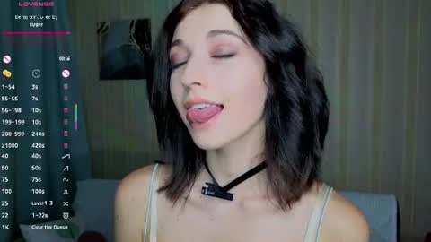 Lina online show from July 2026 02:12:01 PM