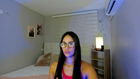 LINA  online show from May 2026 09:56:02 PM