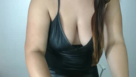 Snapshot of lina_playful chatting on September 2025 10:16:02 AM iiisabella online show from September 2025 10:16:02 AM