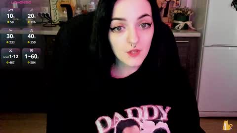 Lina 3  1715622743 online show from March 2025 08:08:01 AM