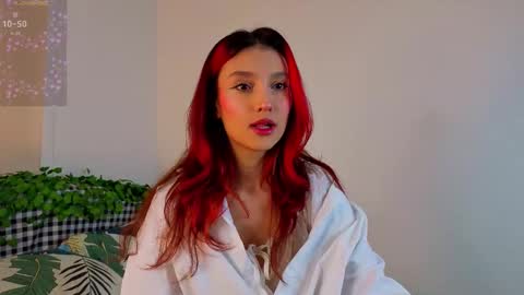 Snapshot of linaage chatting on March 2026 06:33:01 PM Lina online show from March 2026 06:33:01 PM