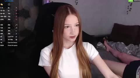 Snapshot of linaandliam chatting on March 2026 09:04:02 AM linaandliam online show from March 2026 09:04:02 AM