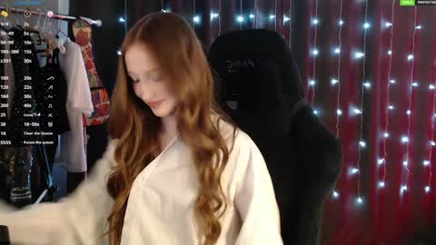 Snapshot of linaandliam chatting on April 2026 12:58:02 PM linaandliam online show from April 2026 12:58:02 PM