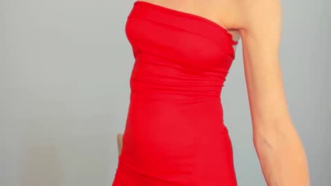 Snapshot of linalivee chatting on December 2024 08:37:02 PM LinaLivee online show from December 2024 08:37:02 PM