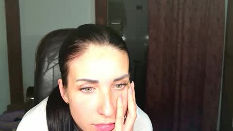 Snapshot of linalivee chatting on November 2025 09:39:01 PM LinaLivee online show from November 2025 09:39:01 PM