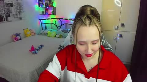 Lina online show from April 2026 09:48:02 PM