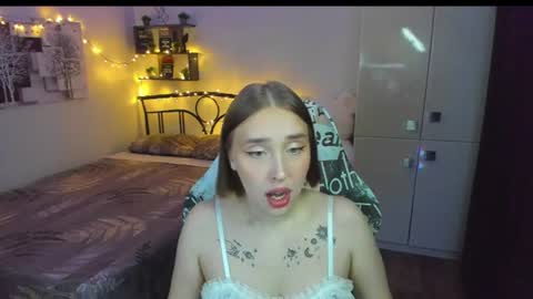 Lina online show from June 2026 09:15:02 PM