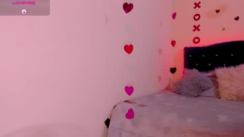 Alana online show from February 2025 09:48:01 PM