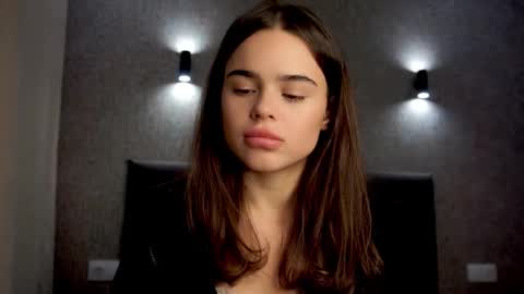 Linda online show from October 2025 01:26:02 PM