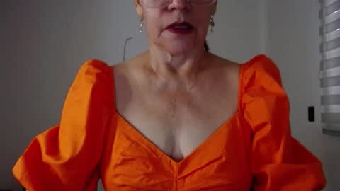 Linda Hanna online show from November 2025 02:10:02 PM