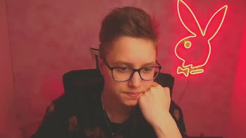 Linda online show from March 2025 04:35:02 PM