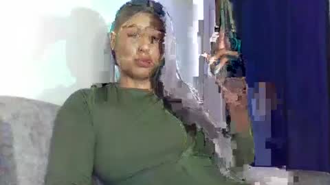 Snapshot of linda_sanchez chatting on September 2025 08:52:02 PM linda online show from September 2025 08:52:02 PM