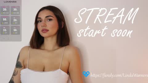 Snapshot of linda_warners chatting on February 2025 02:05:01 PM Call me Linda online show from February 2025 02:05:01 PM