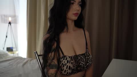 Snapshot of linda_warners chatting on October 2025 10:45:01 AM Call me Linda online show from October 2025 10:45:01 AM