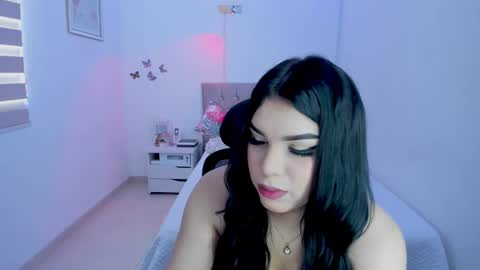   online show from October 2025 06:06:01 PM