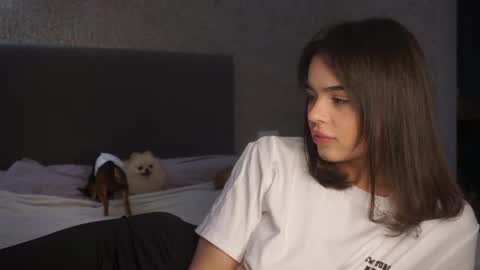 Snapshot of lindaaii chatting on May 2026 01:16:02 PM Linda online show from May 2026 01:16:02 PM