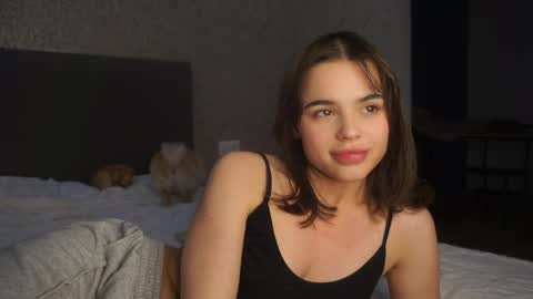Snapshot of lindaaii chatting on May 2026 01:18:02 PM Linda online show from May 2026 01:18:02 PM