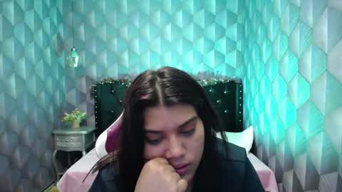    online show from January 2025 09:05:01 AM