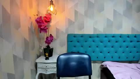 Snapshot of lindabreexlove chatting on May 2026 04:39:01 PM online show from May 2026 04:39:01 PM