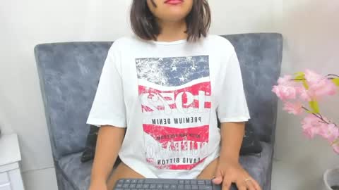 Snapshot of lindacastro2 chatting on April 2026 02:15:02 PM ig linda cw2 online show from April 2026 02:15:02 PM