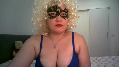 LindaXSmile online show from March 2025 08:53:01 PM