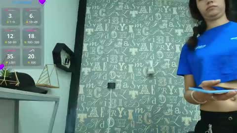  Lindsey  online show from November 2025 12:04:02 PM