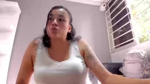 Snapshot of lindsy31 chatting on September 2025 01:44:02 PM Lindsy online show from September 2025 01:44:02 PM