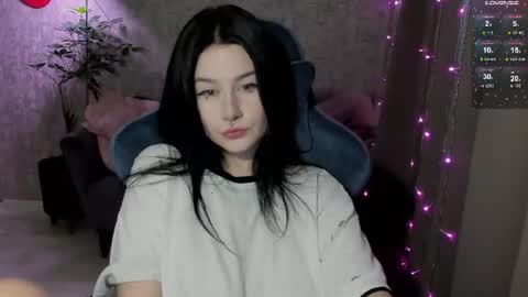 Lina online show from July 2026 03:44:01 AM