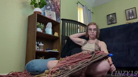 Linzy19 online show from December 2024 11:28:02 PM