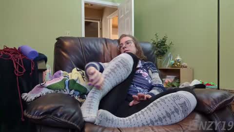 Linzy19 online show from January 2025 06:27:02 PM