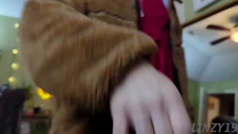 Linzy19 online show from February 2025 01:58:01 AM