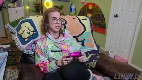 Linzy19 online show from February 2025 12:14:01 AM