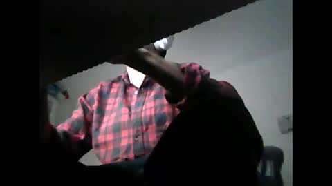 Snapshot of liongr69 chatting on February 2025 09:38:01 PM liongr69 online show from February 2025 09:38:01 PM