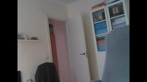 liongr69 online show from December 2025 03:06:01 PM