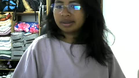 liora online show from June 2026 03:50:02 AM