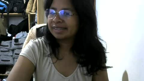 liora online show from July 2026 04:09:01 AM