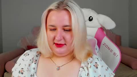 LioraArdyn online show from April 2026 05:08:01 AM