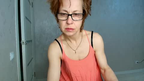 Liora Weiss online show from April 2026 05:49:01 PM