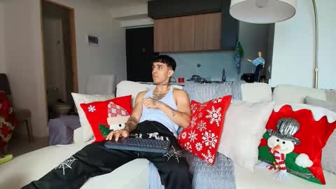 Snapshot of liorvante chatting on January 2026 05:49:02 PM Lior Vante online show from January 2026 05:49:02 PM