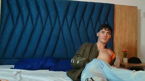  L I O  Q U E E N   online show from January 2026 03:33:01 AM