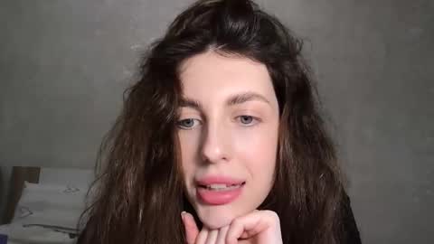 lipsylolly online show from February 2026 11:32:01 AM